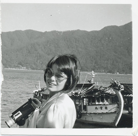 Carla-Stellweg-Superochera-1970-viajando-despues-de-EXPO-70-en-Japon.jpg